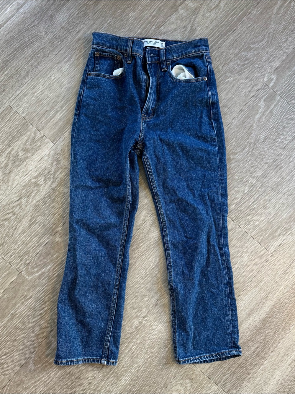 Abercrombie & Fitch Ankle Straight Ultra High Rise jeans